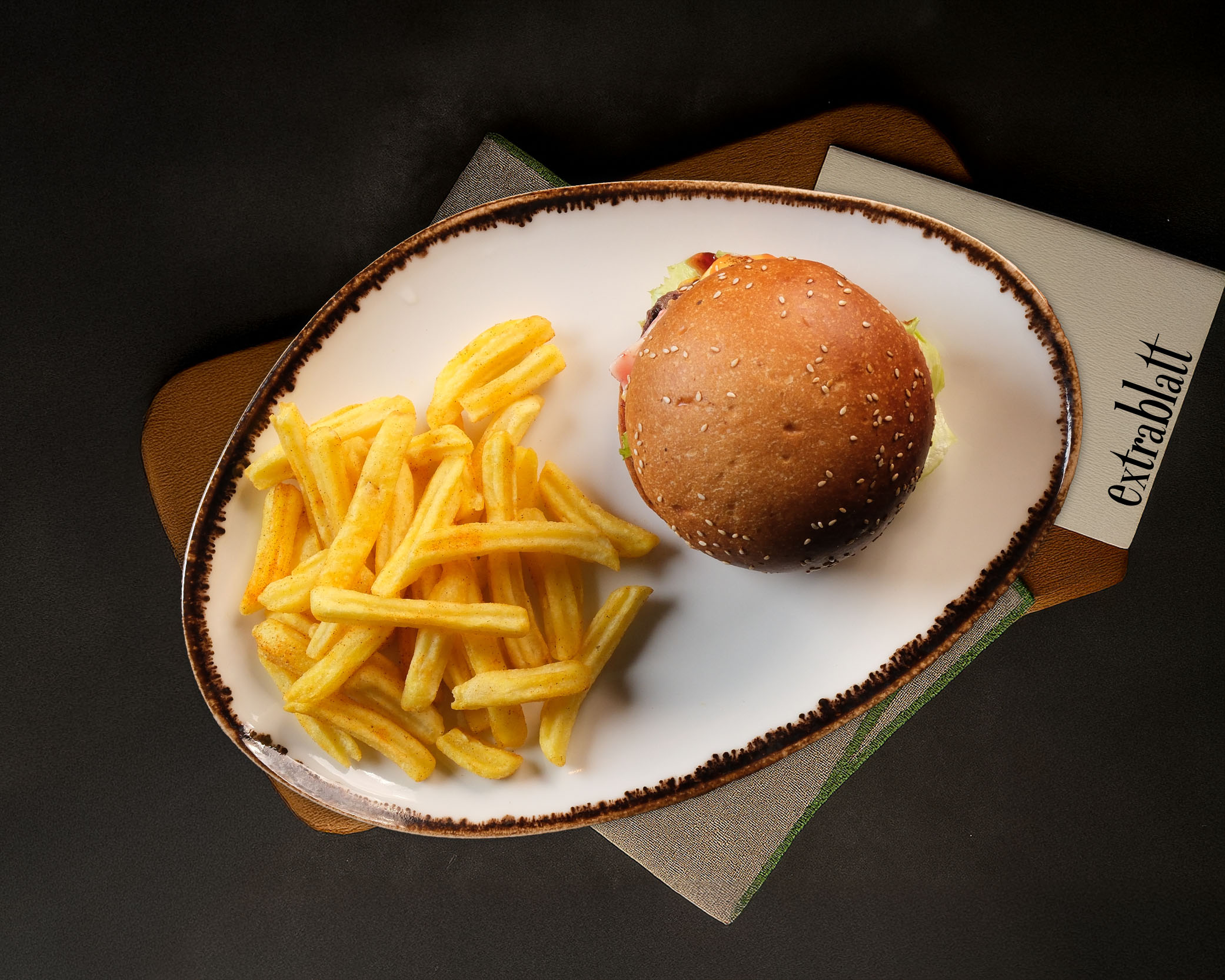 SWEET BURGER